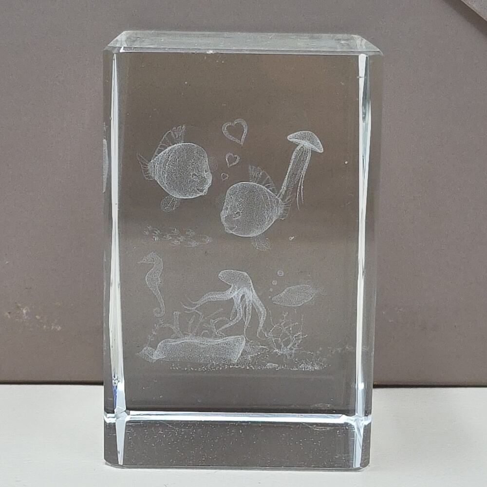 Art Glass Paper Weight Fish Underwater Ocean View 3D, Amazing Piece! Octopus Sea